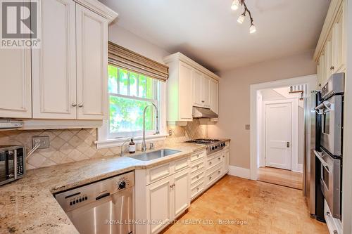 2 Ardmay Crescent, Guelph (Central East), ON - Indoor Photo Showing Kitchen