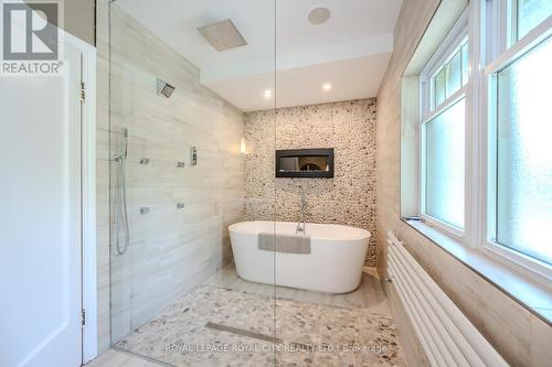 2 Ardmay Crescent, Guelph (Central East), ON - Indoor Photo Showing Bathroom