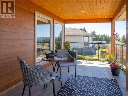 3806 Trail Place, Powell River, BC - Outdoor With Deck Patio Veranda With Exterior