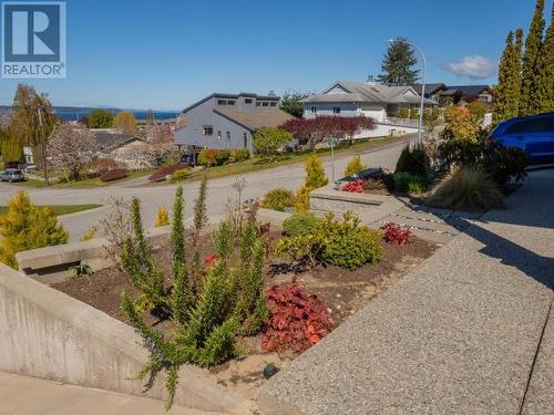 3806 Trail Place, Powell River, BC - Outdoor With View