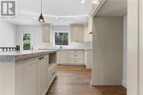 5 Mapleview Court, Beachburg, ON - Indoor Photo Showing Kitchen