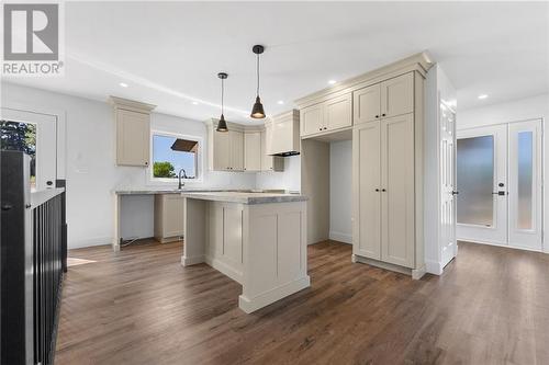 5 Mapleview Court, Beachburg, ON - Indoor Photo Showing Kitchen