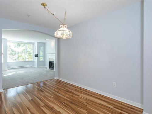 207-5660 Edgewater Lane, Nanaimo, BC - Indoor Photo Showing Other Room