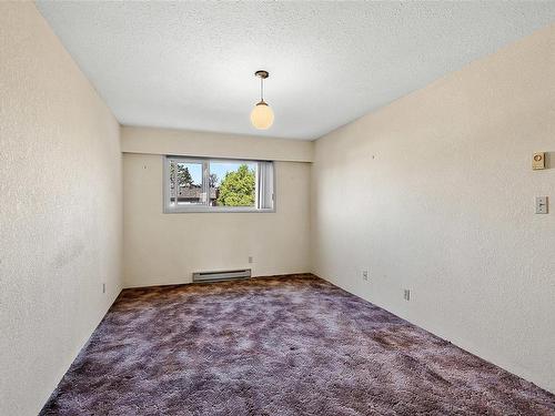 204-2286 Henry Ave, Sidney, BC - Indoor Photo Showing Other Room