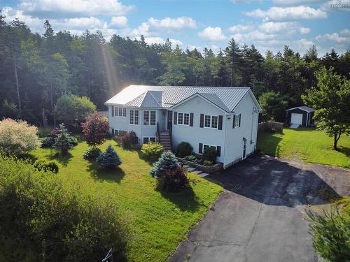 10 Taylor Lake Drive, Hammonds Plains, NS 