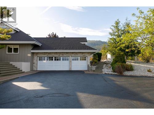 2632 Forsyth Drive, Penticton, BC - Outdoor