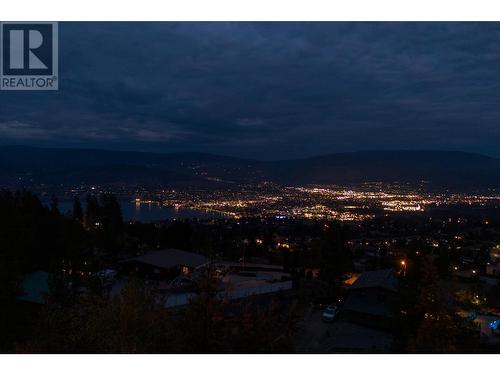 2632 Forsyth Drive, Penticton, BC - Outdoor