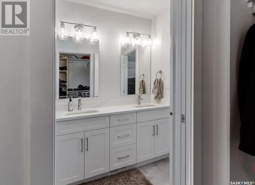 223 Skopik Crescent, Saskatoon, SK - Indoor Photo Showing Bathroom