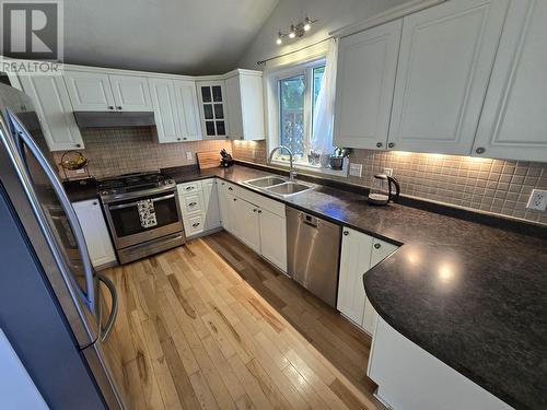 5416 Mcconnell Crescent, Terrace, BC - Indoor Photo Showing Kitchen With Double Sink