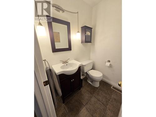 5416 Mcconnell Crescent, Terrace, BC - Indoor Photo Showing Bathroom