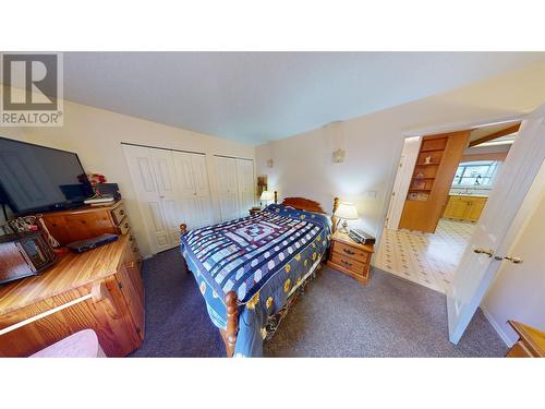 1002 Maple Heights Road, Quesnel, BC - Indoor Photo Showing Bedroom