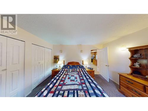 1002 Maple Heights Road, Quesnel, BC - Indoor Photo Showing Bedroom