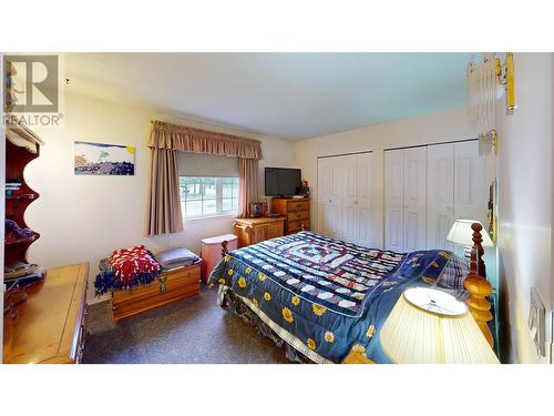 1002 Maple Heights Road, Quesnel, BC - Indoor Photo Showing Bedroom