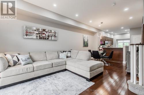 10 - 5080 Fairview Street, Burlington (Appleby), ON - Indoor Photo Showing Living Room