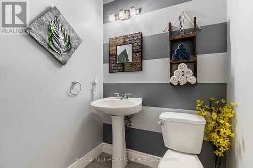 10 - 5080 Fairview Street, Burlington (Appleby), ON - Indoor Photo Showing Bathroom