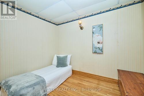 11357 Fowler Road, Wainfleet, ON - Indoor Photo Showing Bedroom