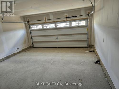 355 Beechwood Forest Lane, Gravenhurst, ON - Indoor Photo Showing Garage