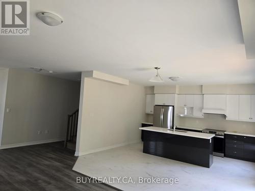 355 Beechwood Forest Lane, Gravenhurst, ON - Indoor Photo Showing Kitchen With Stainless Steel Kitchen