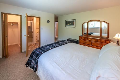 44 Bayview Crescent, Osoyoos, BC - Indoor Photo Showing Bedroom