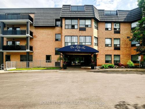 407-155 Main St N, Newmarket, ON - Outdoor With Balcony With Facade