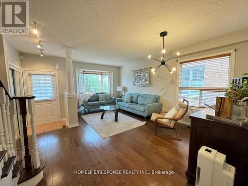 3254 Mcdowell Drive, Mississauga (Churchill Meadows), ON - Indoor Photo Showing Living Room