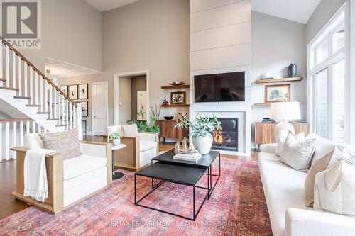 257 Surrey Drive, Oakville (Bronte West), ON - Indoor Photo Showing Living Room With Fireplace