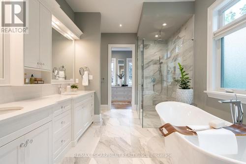 257 Surrey Drive, Oakville (Bronte West), ON - Indoor Photo Showing Bathroom