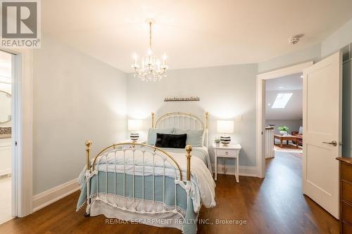 257 Surrey Drive, Oakville (Bronte West), ON - Indoor Photo Showing Bedroom