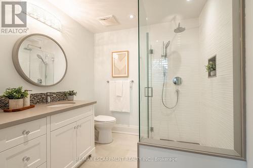 257 Surrey Drive, Oakville (Bronte West), ON - Indoor Photo Showing Bathroom