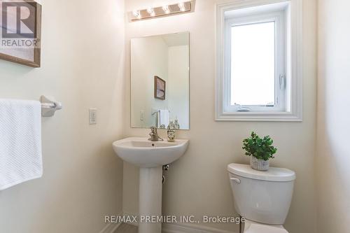 67 Armilia Place, Whitby, ON - Indoor Photo Showing Bathroom