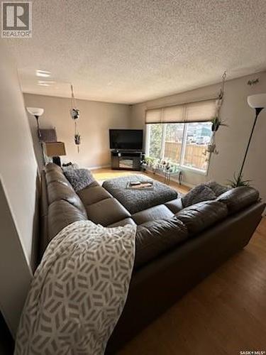 520 2Nd Street W, Meadow Lake, SK - Indoor Photo Showing Living Room