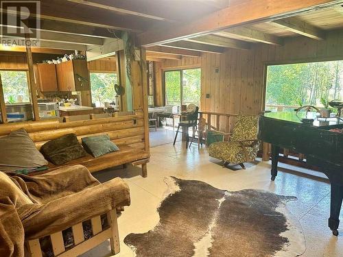 26023 Lily Lake Road, Fort Fraser, BC - Indoor Photo Showing Living Room