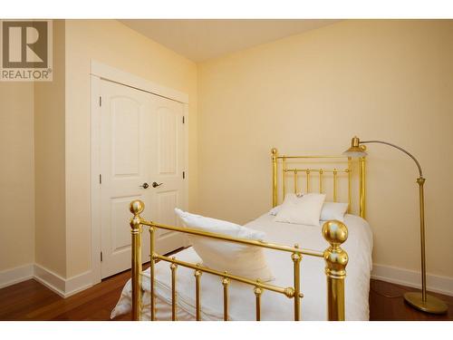 197 Terrace Hill Place, Kelowna, BC - Indoor Photo Showing Bedroom