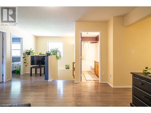 242 Commonage Road, Vernon, BC - Indoor