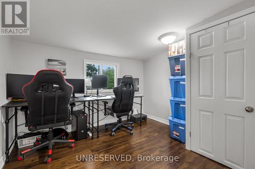 1 Bishop Road, Welland, ON - Indoor Photo Showing Office