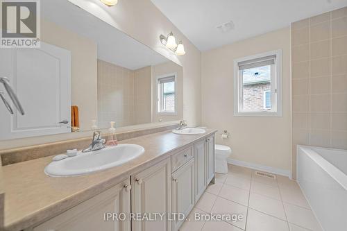 22 Jenkins Street, East Luther Grand Valley, ON - Indoor Photo Showing Bathroom