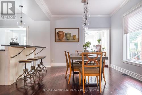 17 Stanley Avenue, Hamilton (Durand), ON - Indoor Photo Showing Dining Room