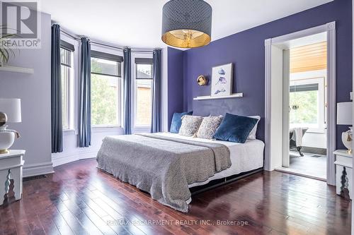 17 Stanley Avenue, Hamilton (Durand), ON - Indoor Photo Showing Bedroom