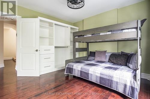 17 Stanley Avenue, Hamilton (Durand), ON - Indoor Photo Showing Bedroom