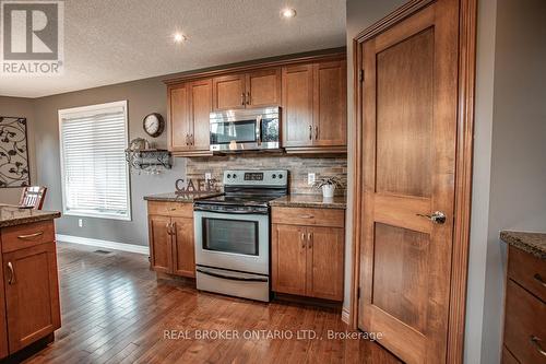 743 Anzio Road, Woodstock, ON - Indoor Photo Showing Kitchen