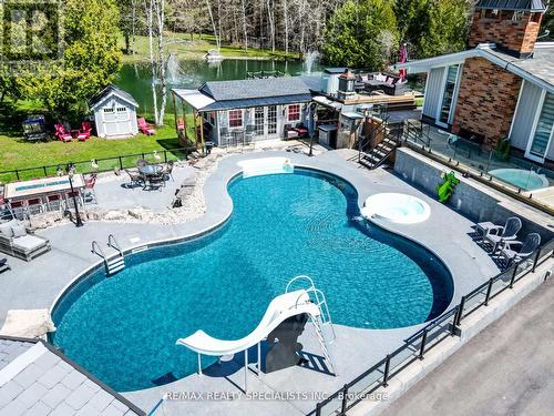 5947 Fourth Line, Erin (Hillsburgh), ON - Outdoor With In Ground Pool With Deck Patio Veranda