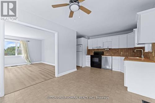 7613 Highway 26, Clearview (Stayner), ON - Indoor Photo Showing Kitchen