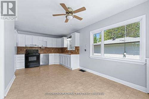 7613 Highway 26, Clearview (Stayner), ON - Indoor Photo Showing Kitchen