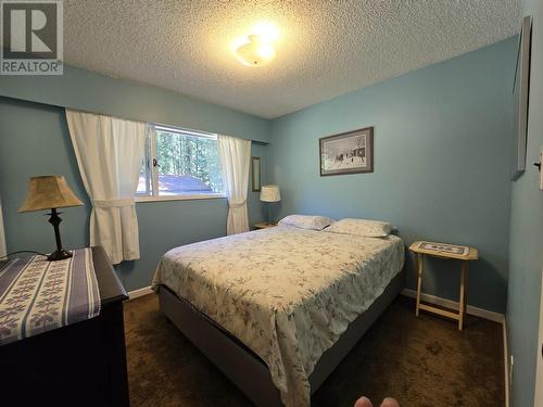 200 Whiskeyfill Road, Valemount, BC - Indoor Photo Showing Bedroom