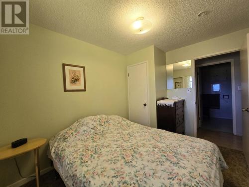 200 Whiskeyfill Road, Valemount, BC - Indoor Photo Showing Bedroom