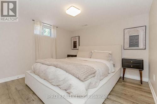 3542 Ashcroft Crescent, Mississauga (Erindale), ON - Indoor Photo Showing Bedroom