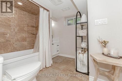 3542 Ashcroft Crescent, Mississauga, ON - Indoor Photo Showing Bathroom