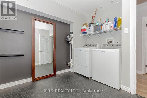 3542 Ashcroft Crescent, Mississauga, ON - Indoor Photo Showing Laundry Room