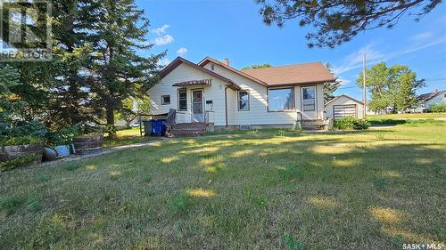 314 Railway Avenue, Neville, SK - Outdoor