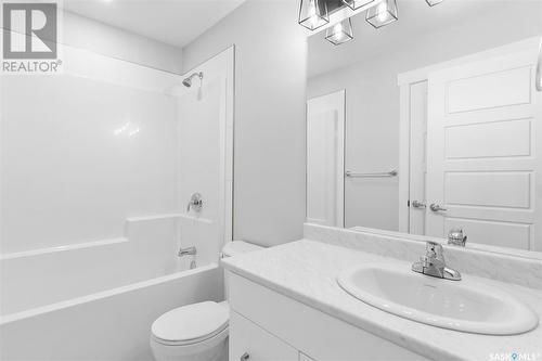 57 900 St Andrews Lane, Warman, SK - Indoor Photo Showing Bathroom